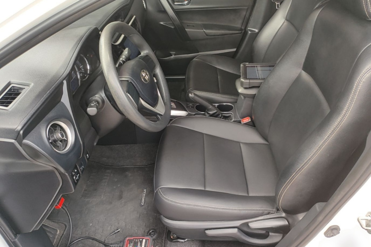 Toyota Corolla 2019 #19 Toyota Corolla 2019 car image #19
