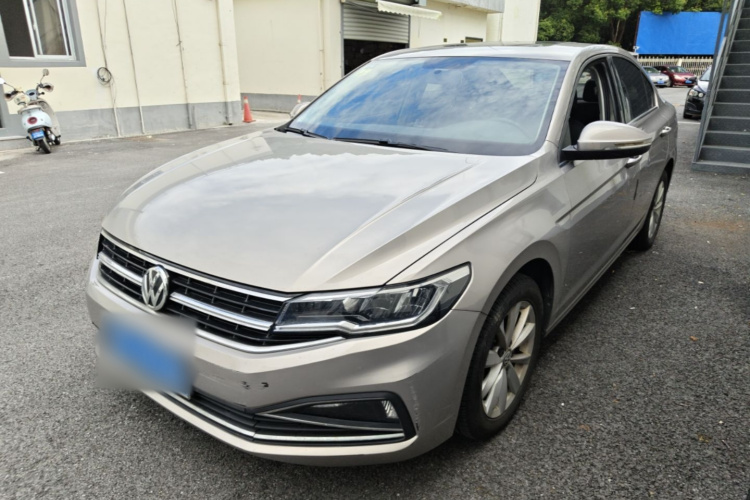 Volkswagen Bora 2019 car image #2