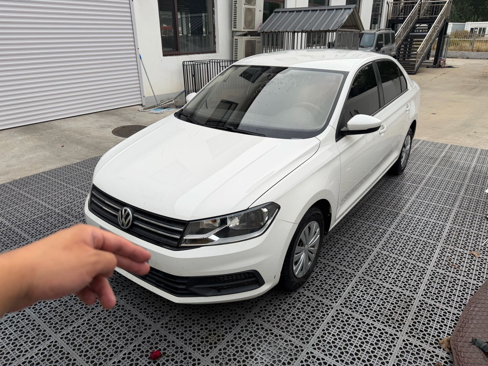 Volkswagen Santana 2021 car image 