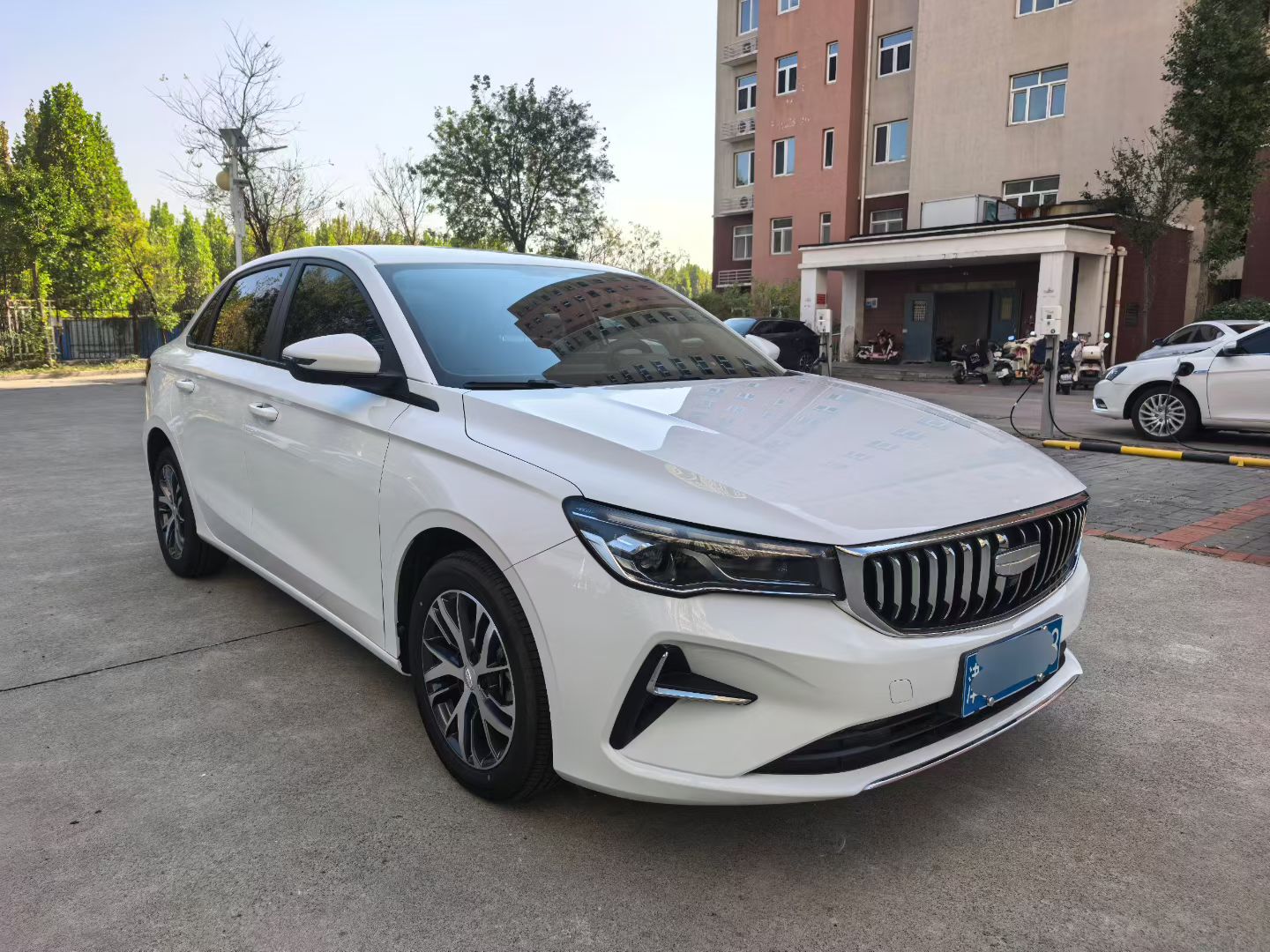 GEELY Emgrand 2025 #3 GEELY Emgrand 2025 car image #3