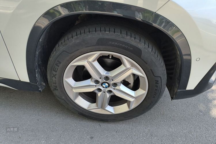 BMW X1 2023 car image #9