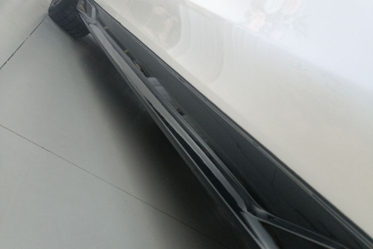 Tesla Model Y 2024 #26 Tesla Model Y 2024 car image #26