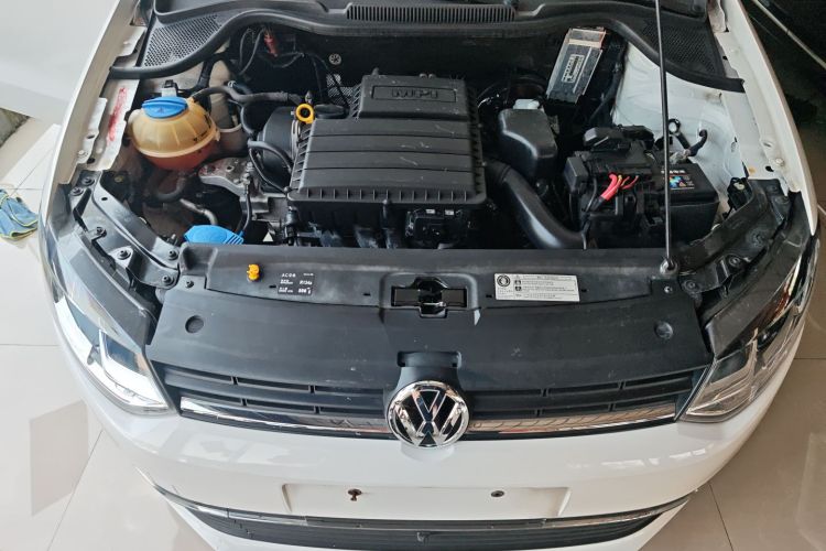 Volkswagen Polo 2018 صورة سيارة #20