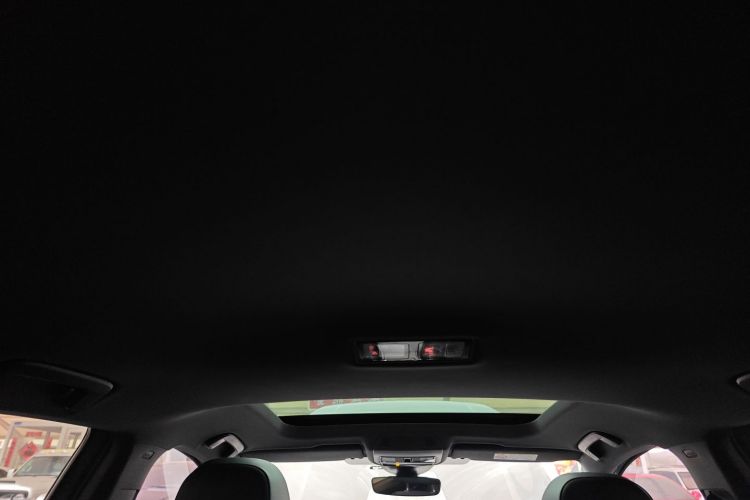 Volkswagen Golf 2021 car image #20