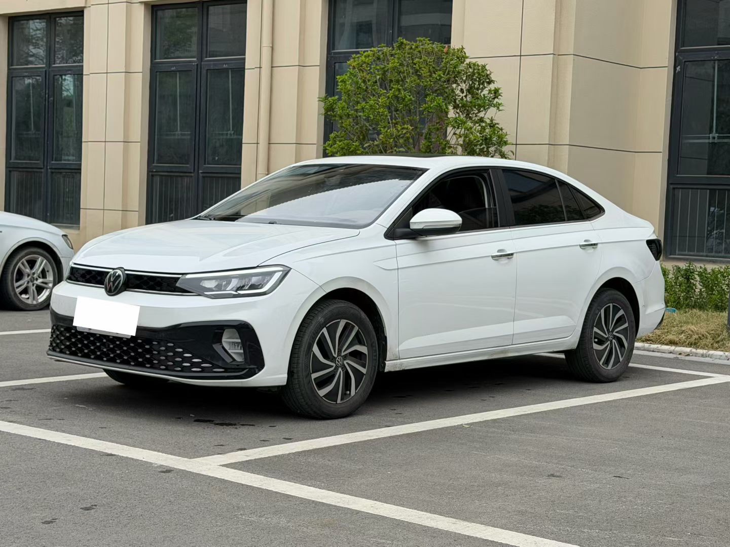 Volkswagen Lavida 2024 car image 