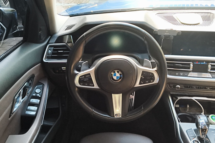 BMW 3 Series 2020 #15 BMW 3 Series 2020 car image #15