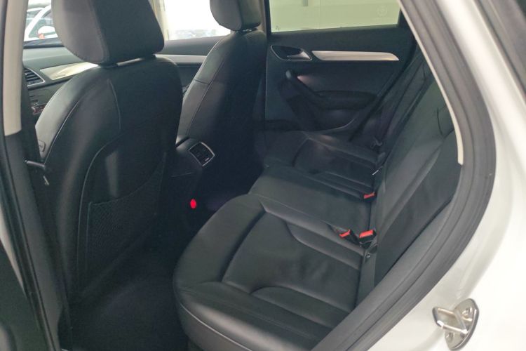 Audi Q3 2016 #17 Audi Q3 2016 car image #17