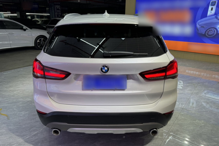 BMW X1 2022 image de voiture #9