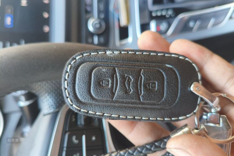 GEELY Emgrand 2018 car image #10