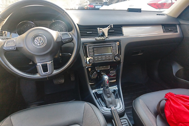 Volkswagen Bora 2015 #7 Volkswagen Bora 2015 image de voiture #7