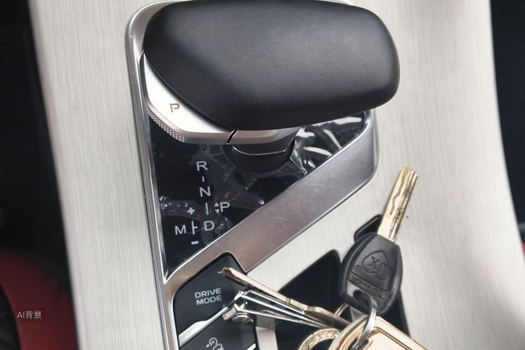 GEELY Coolray 2024 immagine di auto #11