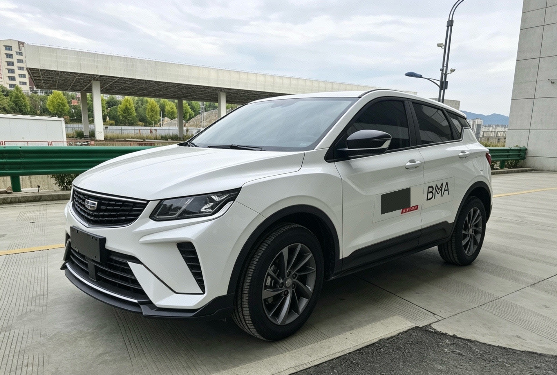 GEELY Coolray 2025 car image 