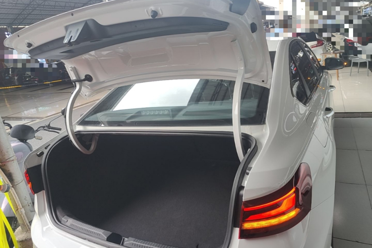 Volkswagen Lavida 2023 car image #19