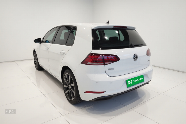 Volkswagen Golf 2020 #5 Volkswagen Golf 2020 car image #5