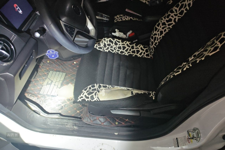 BYD Yuan New Energy 2019 #18 BYD Yuan New Energy 2019 car image #18