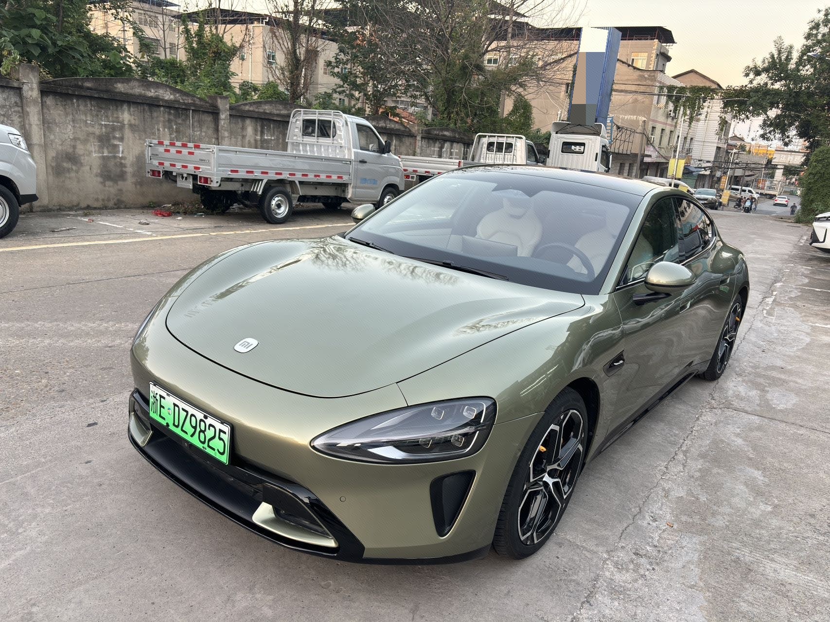MI SU7 2024 car image 