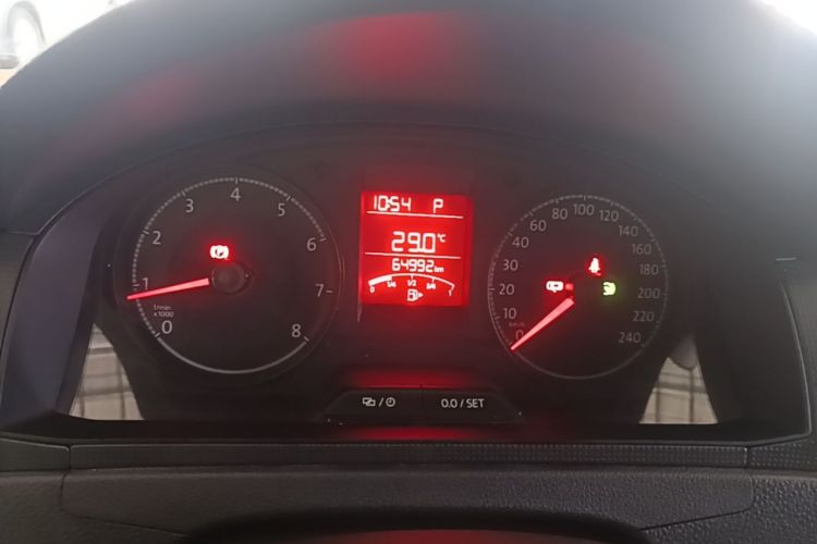 Volkswagen Santana 2016 car image #12