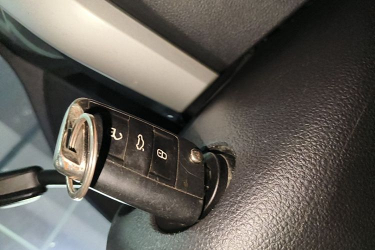 Volkswagen Lavida 2021 car image #9