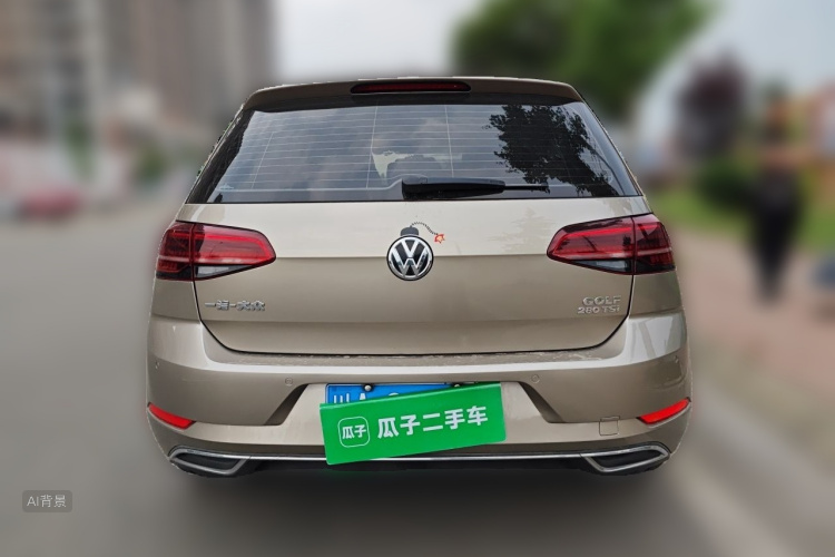 Volkswagen Golf 2019 car image #6