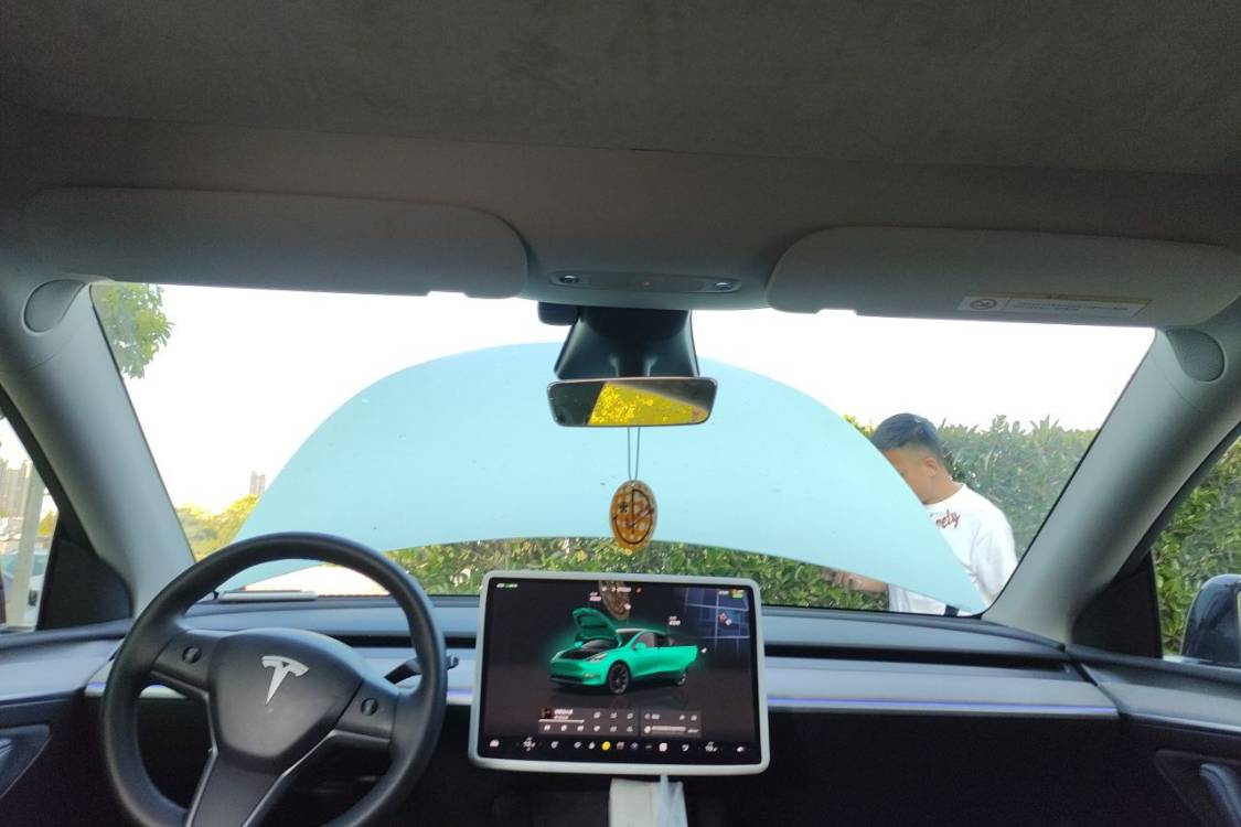 Tesla Model Y 2023 #22 Tesla Model Y 2023 car image #22