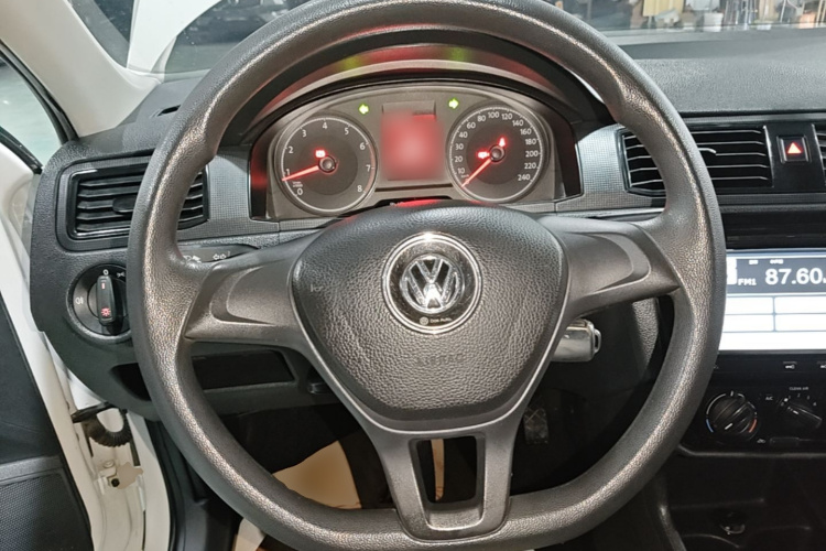 Volkswagen Santana 2017 #11 Volkswagen Santana 2017 car image #11