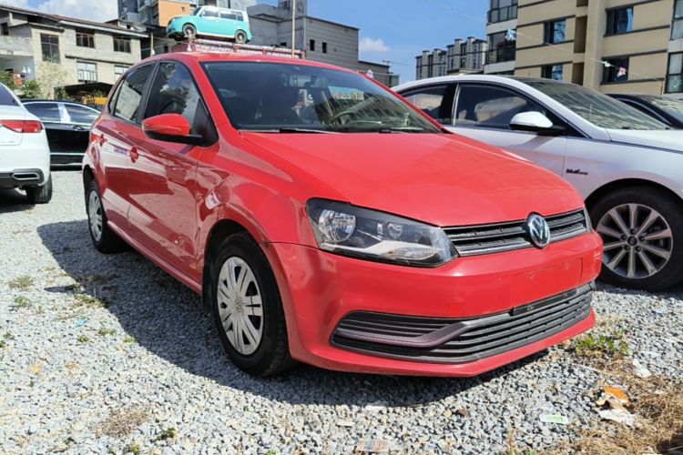 Volkswagen Polo 2018 car image #4