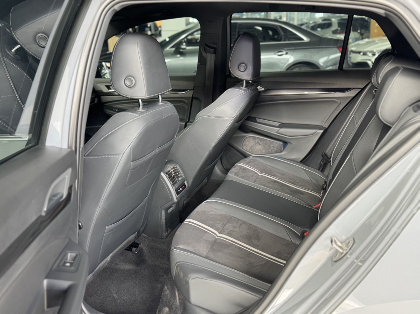 2022 #8 2022 immagine di auto #8