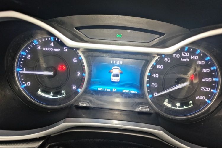 GEELY Emgrand 2018 #12 GEELY Emgrand 2018 car image #12