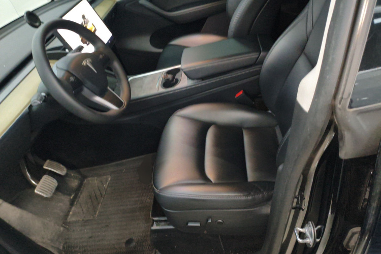 Tesla Model Y 2023 #15 Tesla Model Y 2023 car image #15