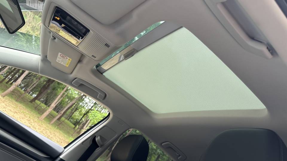 Volkswagen Golf 2021 car image #4