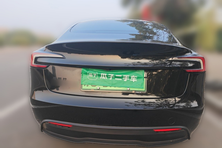 Tesla Model 3 2026 #4 Tesla Model 3 2026 صورة سيارة #4