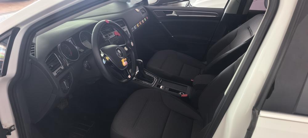 Volkswagen Golf 2017 car image #12