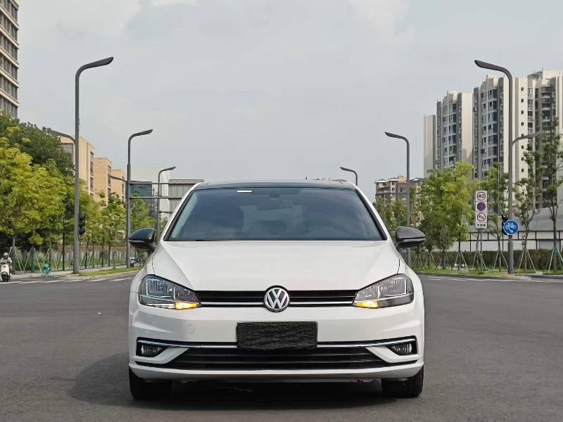 Volkswagen Golf 2020 #2 Volkswagen Golf 2020 car image #2