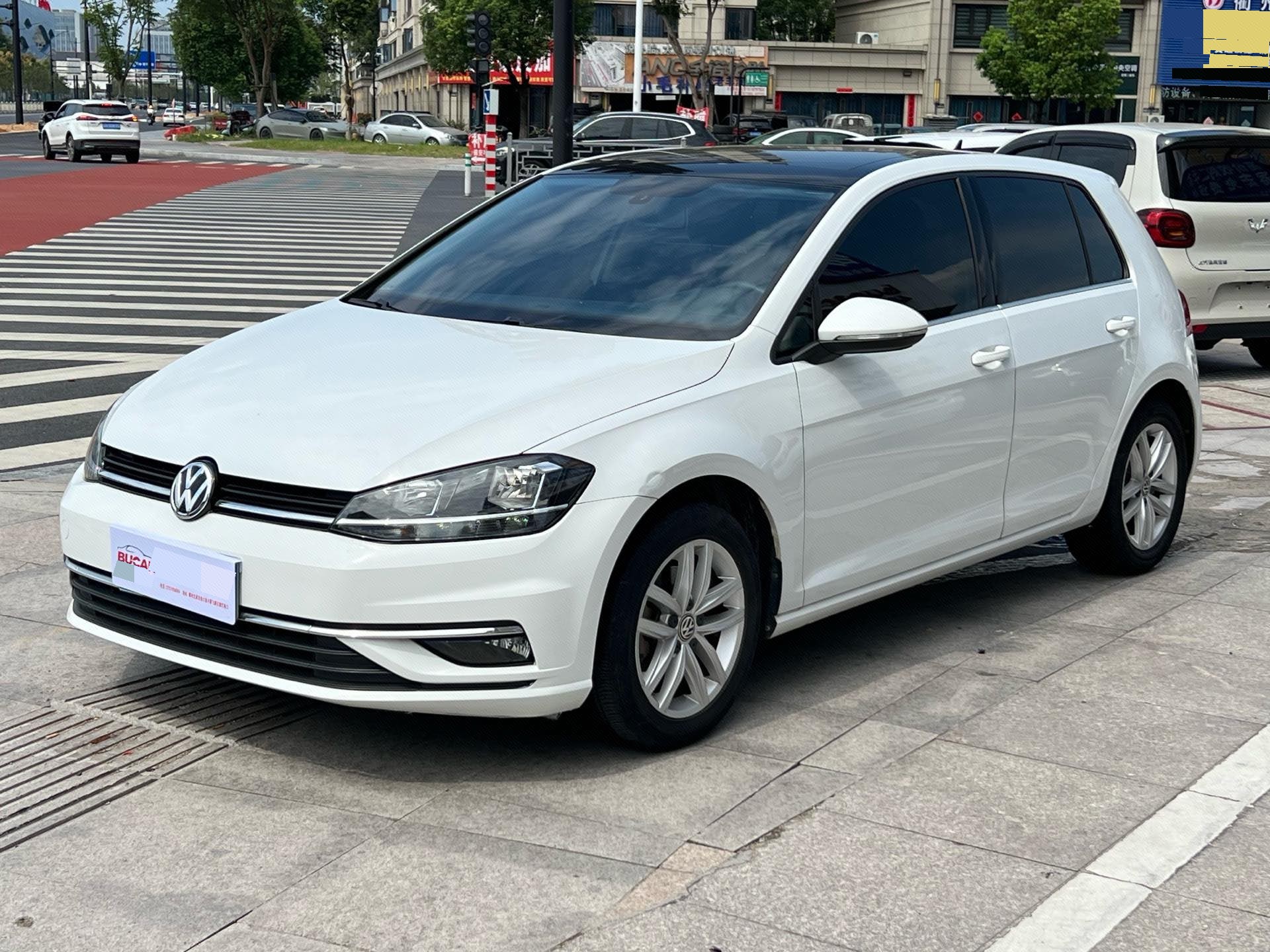2019 immagine di auto 