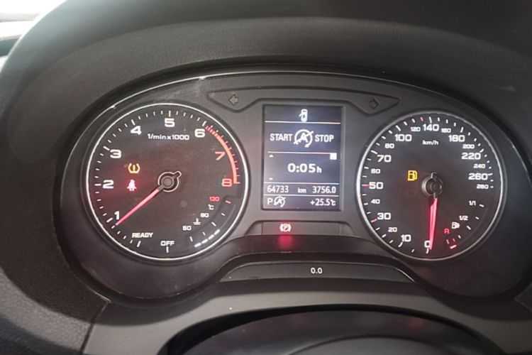 Audi A3 2017 imagem de carro #12