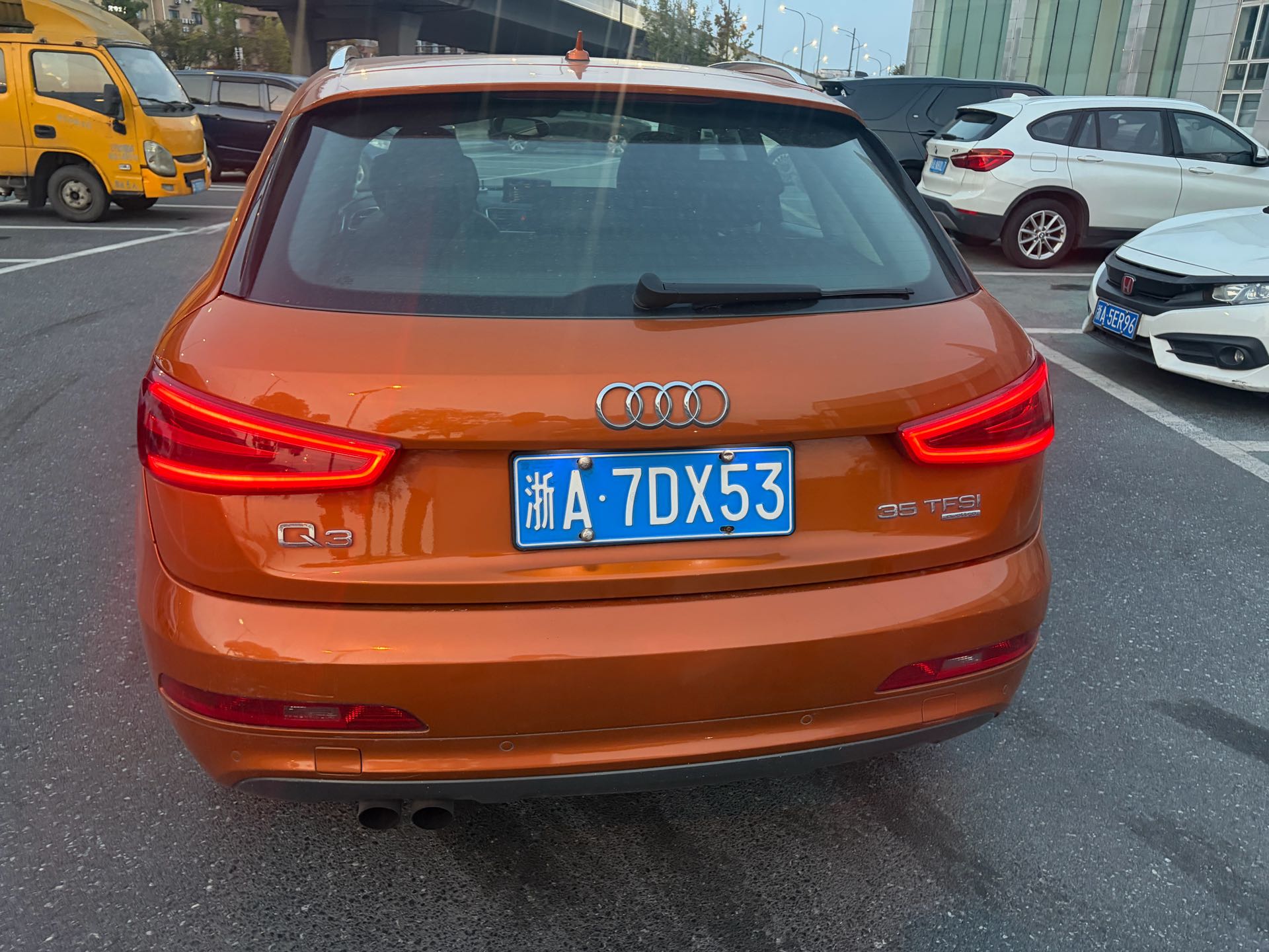 Audi Q3 (Imported) 2014 #5 Audi Q3 (Imported) 2014 car image #5