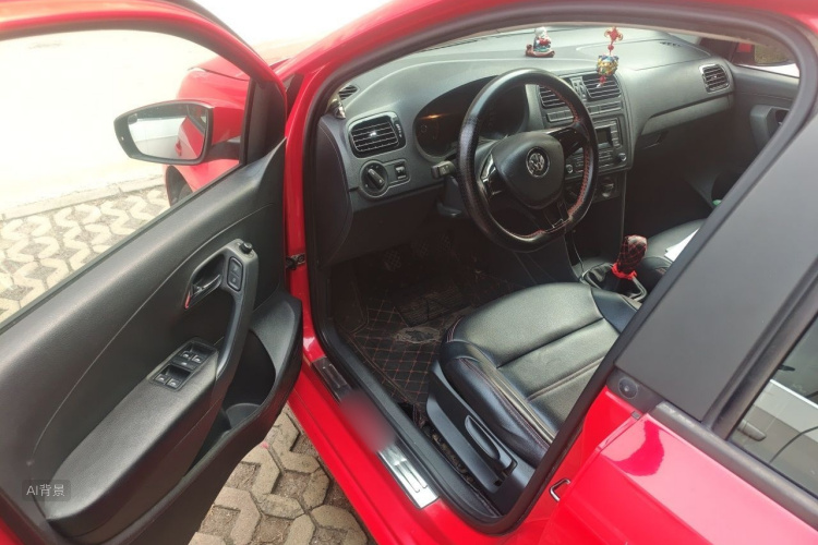 Volkswagen Polo 2017 car image #18