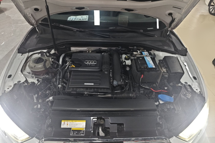 Audi A3 2019 car image #20
