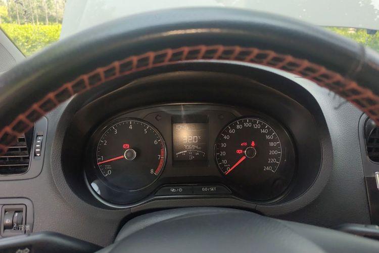 Volkswagen Polo 2017 #13 Volkswagen Polo 2017 car image #13
