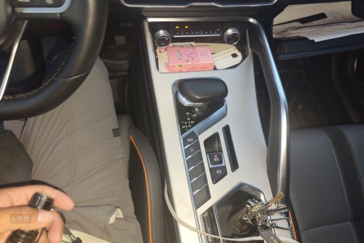 GEELY Coolray 2023 car image #16