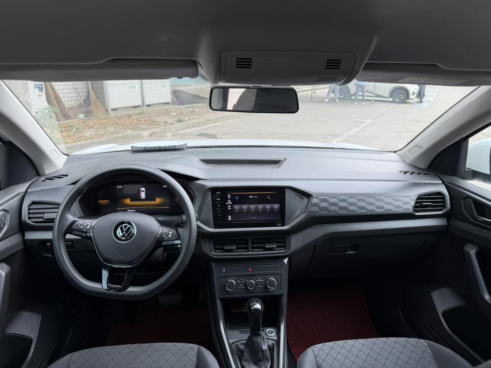 Volkswagen T-Cross 2024 #7 Volkswagen T-Cross 2024 car image #7