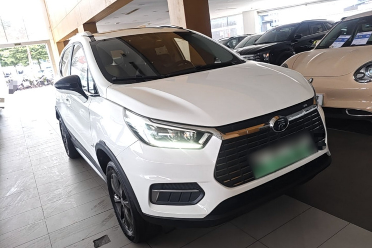 BYD Yuan New Energy 2020 #4 BYD Yuan New Energy 2020 car image #4
