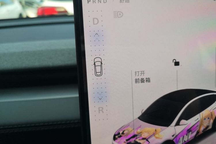 Tesla Model Y 2025 #14 Tesla Model Y 2025 car image #14