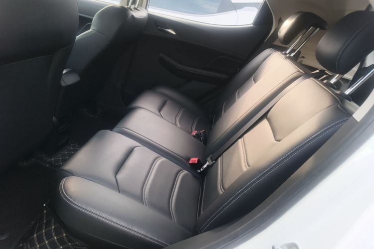 BYD Yuan New Energy 2019 #13 BYD Yuan New Energy 2019 car image #13