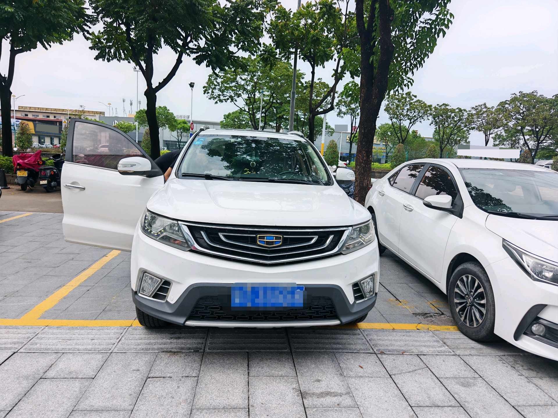GEELY Vision X6 2018 صورة سيارة #3