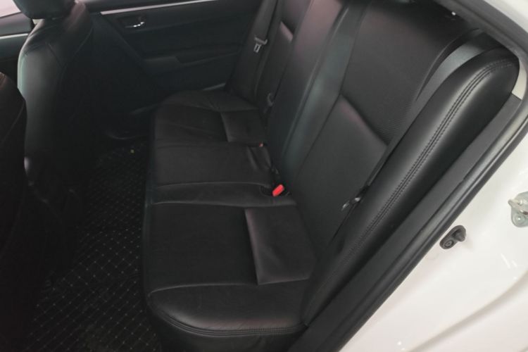 Toyota Corolla 2018 #17 Toyota Corolla 2018 car image #17