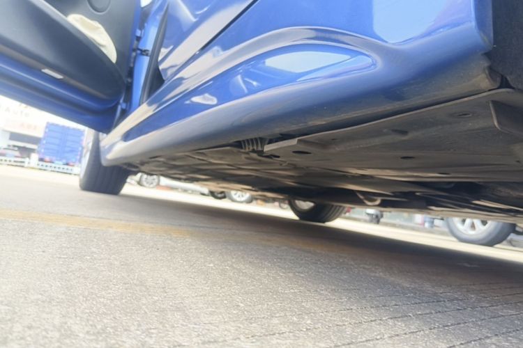 BMW 3 Series 2018 car image #27