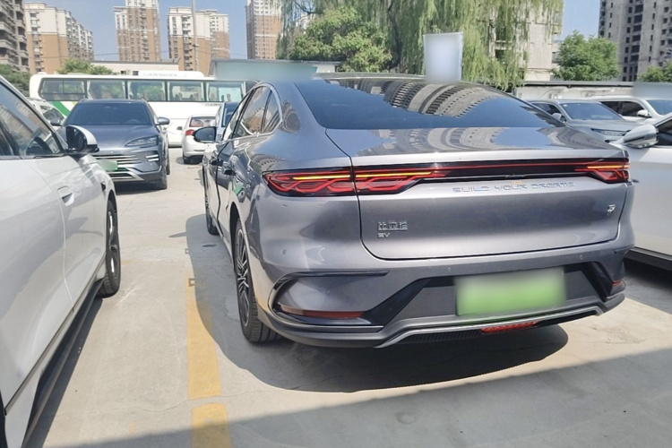 BYD Han 2023 #7 BYD Han 2023 car image #7
