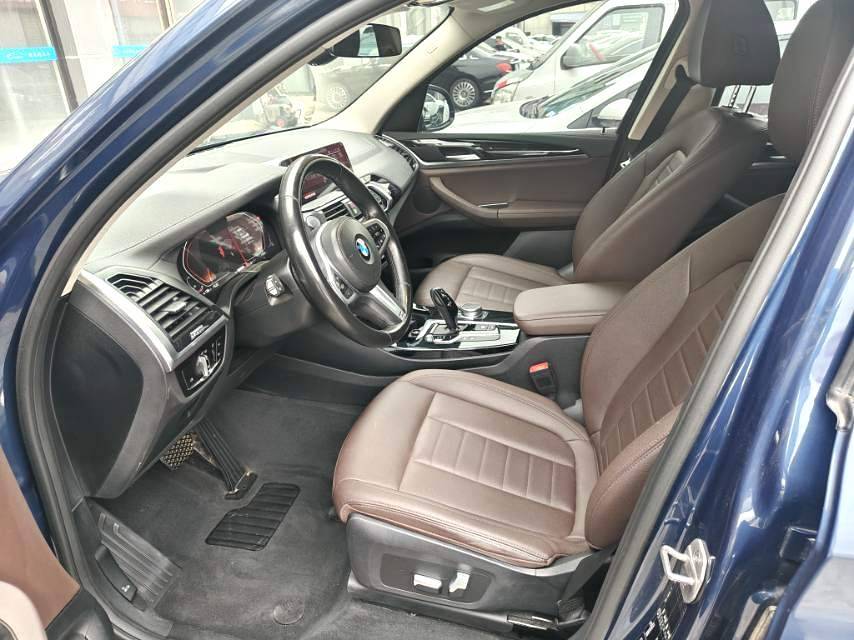 BMW X3 2020 car image #4