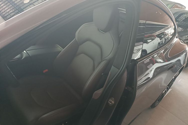 MI SU7 2024 car image #15